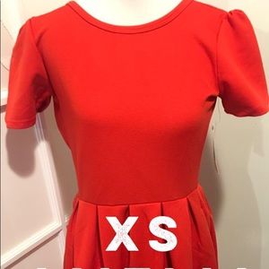 XS Lularoe Amelia